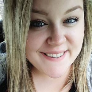 Meet your Posher, Hayley